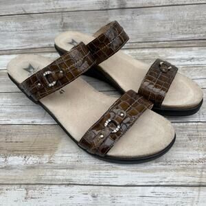 Mephisto Naiade Sandals Sz 41/US 11 Brown Croc Embossed Leather Comfort Casual